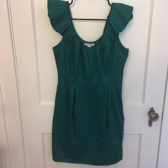 Banana Republic Dresses & Skirts - Green dress Banana Republic Dresses & Skirts - Green dress